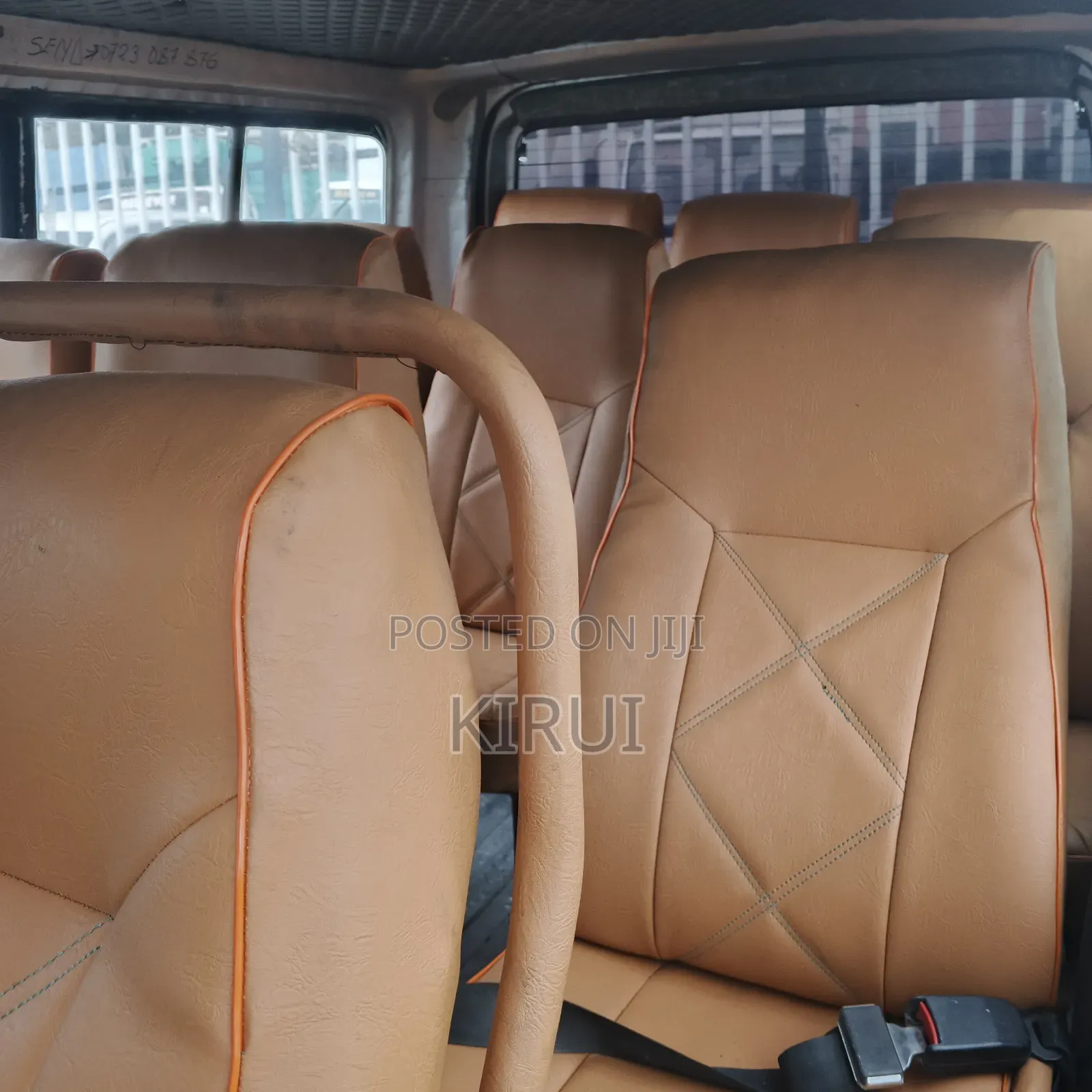 Toyota HiAce 2010