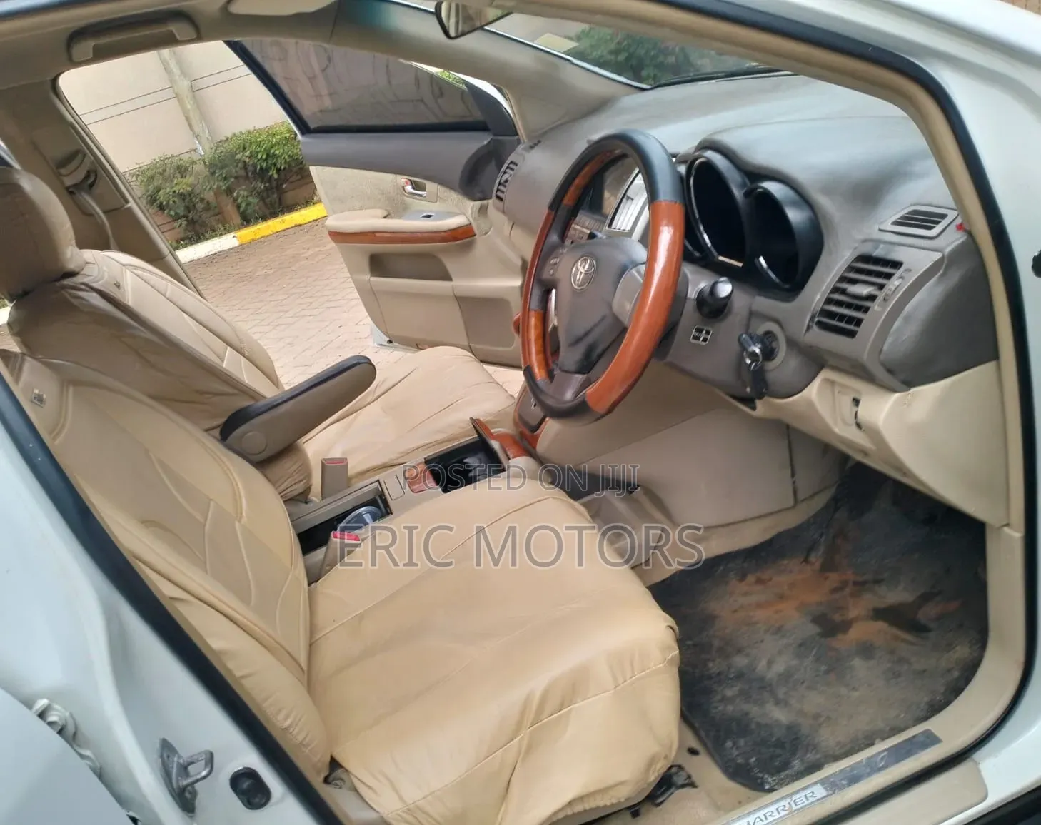 Toyota Harrier 2007 White