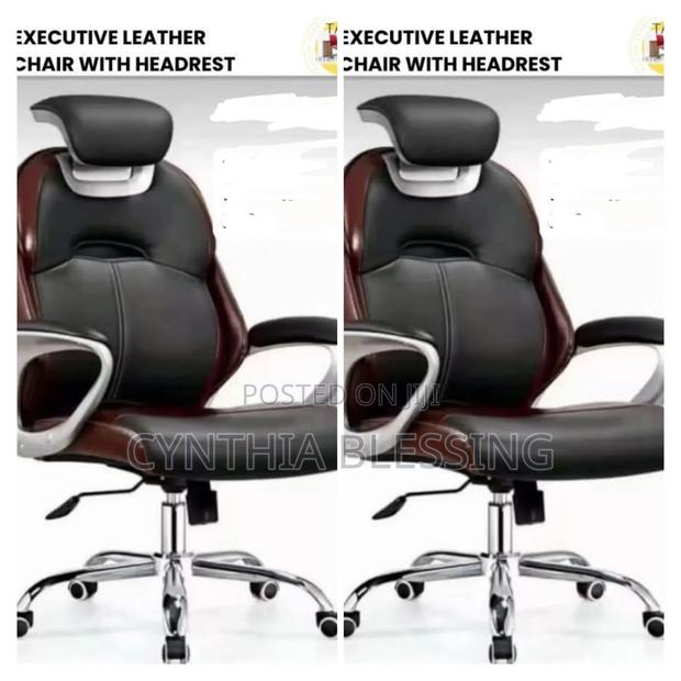 Executive Leather Chair With Headrest - thumbnail 2