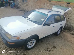 Toyota Corolla II 1999 White