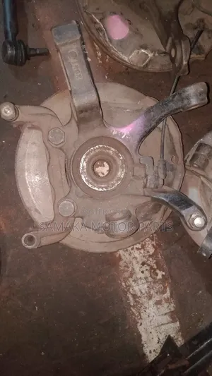 Xtrail Nt30 Wheel Hub