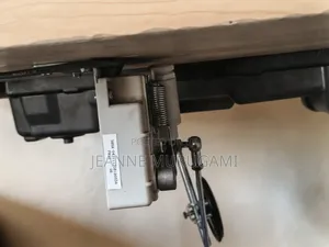 Industrial Sewing Machine (Electric) - Straight Lock