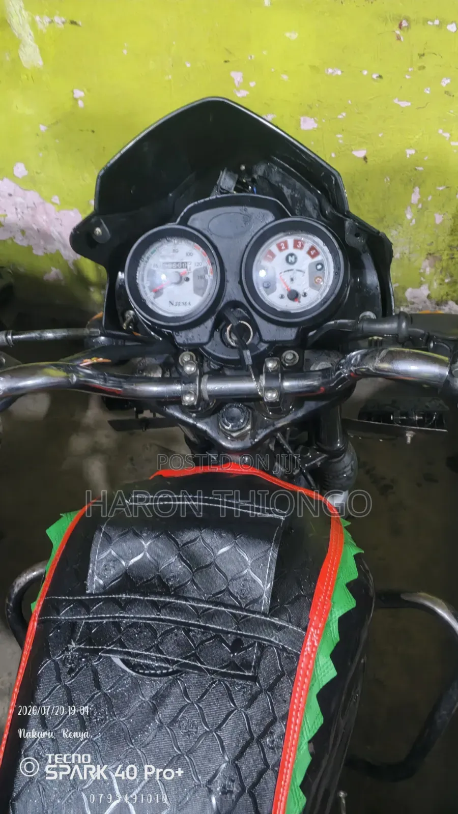 TVS HLX Plus ES 2025 Black