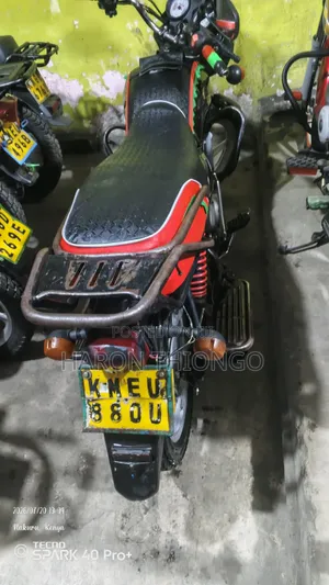 TVS HLX Plus ES 2025 Black