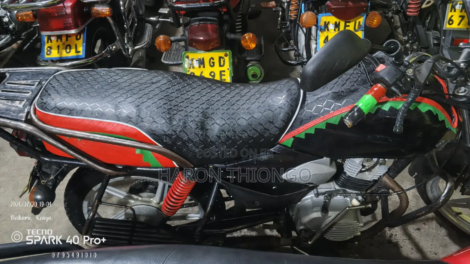 TVS HLX Plus ES 2025 Black