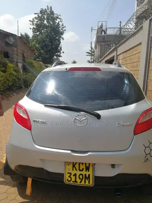 Mazda Demio 2012 Silver