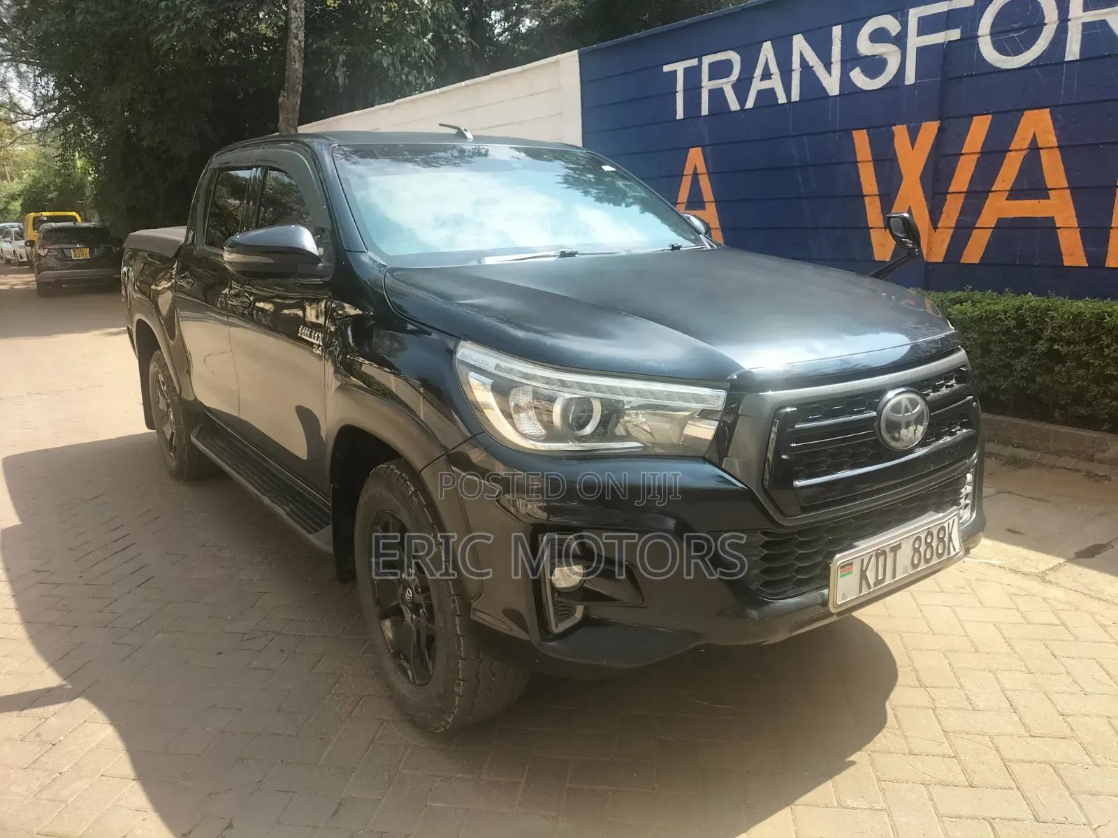 Toyota Hilux 2019 Black
