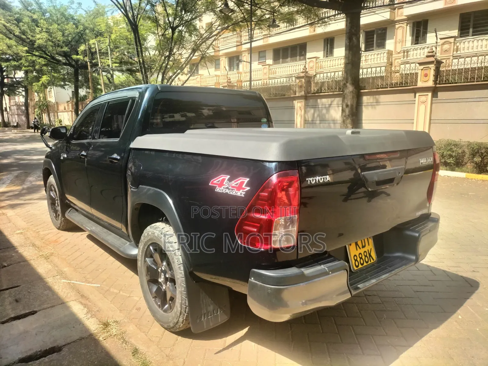 Toyota Hilux 2019 Black