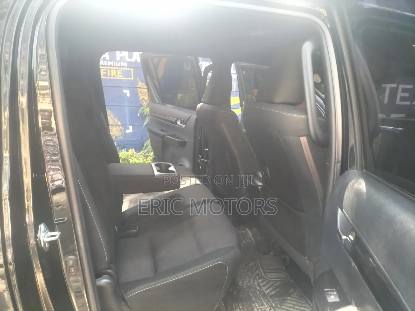 Toyota Hilux 2019 Black
