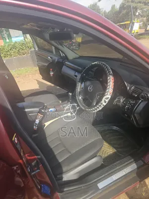 Mercedes-Benz C200 2004 Maroon