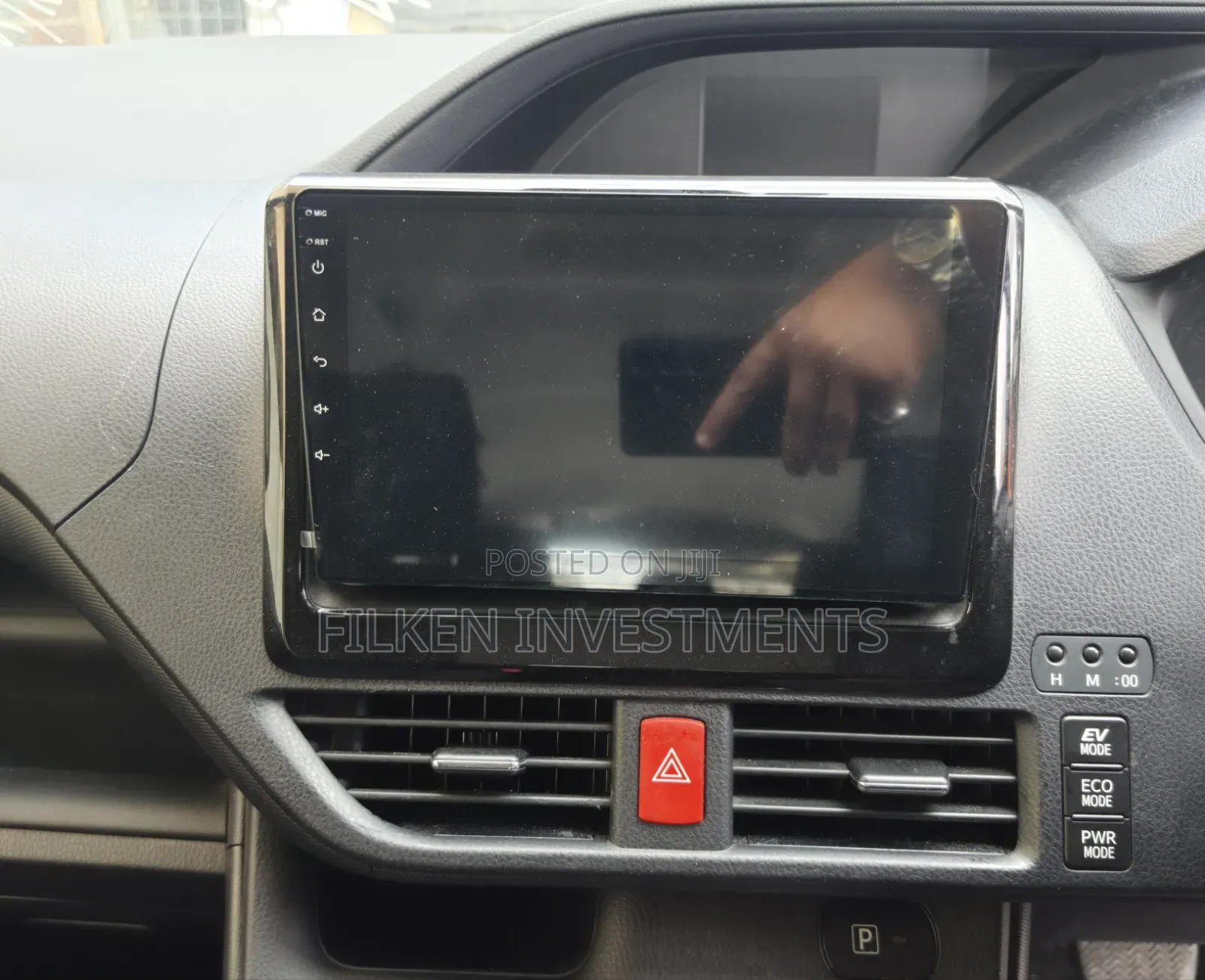 Toyota Noah 2020 Silver