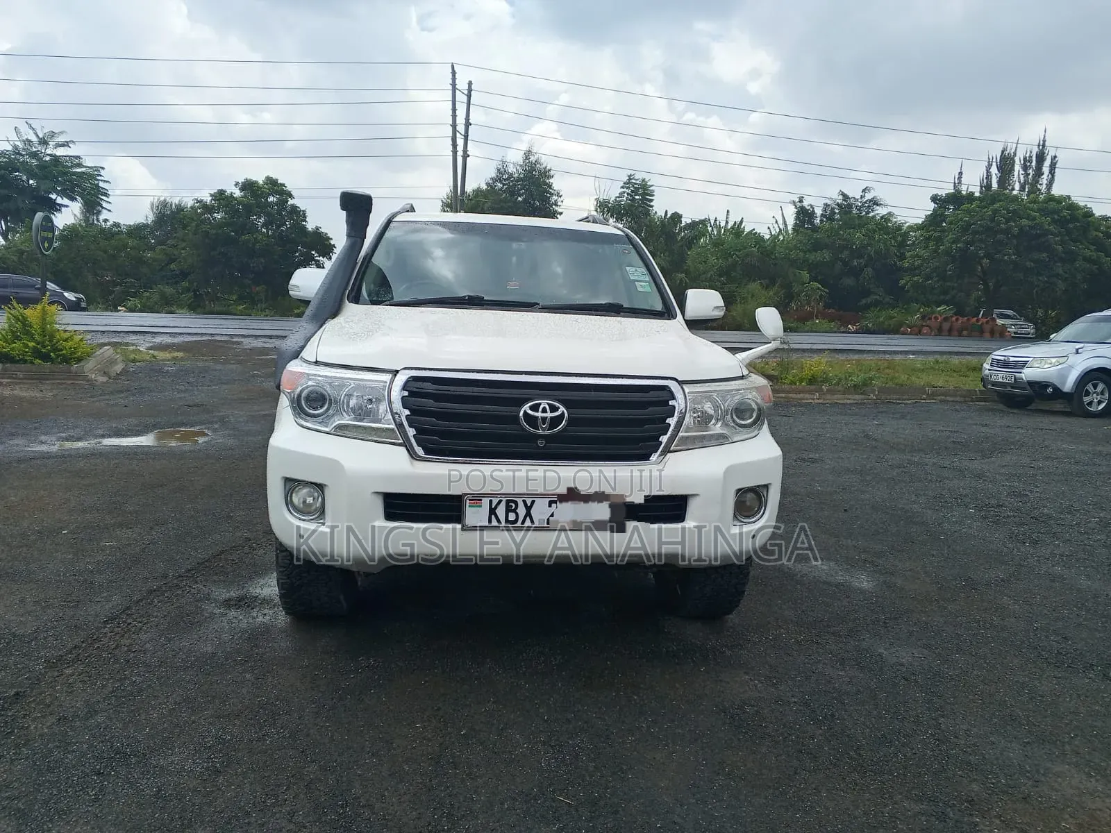 Toyota Land Cruiser 2007 White