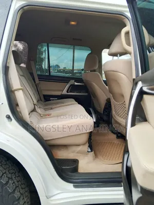 Toyota Land Cruiser 2007 White