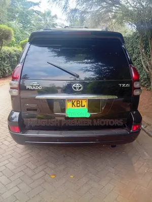 Toyota Land Cruiser Prado 2004 Black