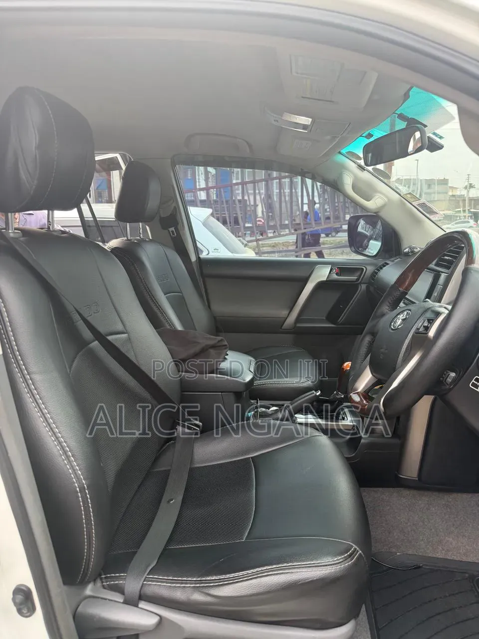 Toyota Land Cruiser Prado 2012 White
