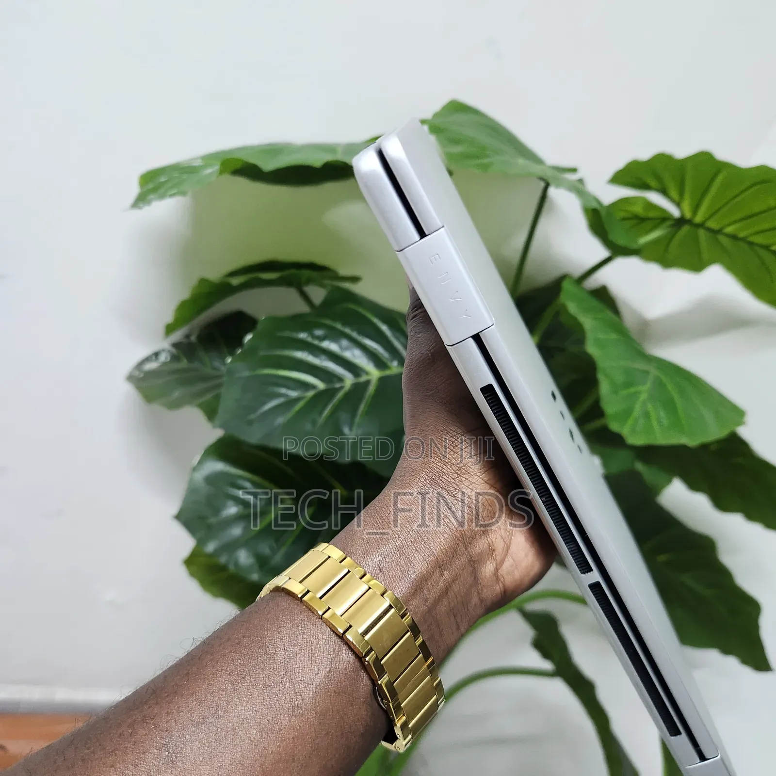 Laptop HP Envy 14 16GB AMD Ryzen 7 SSD 1T