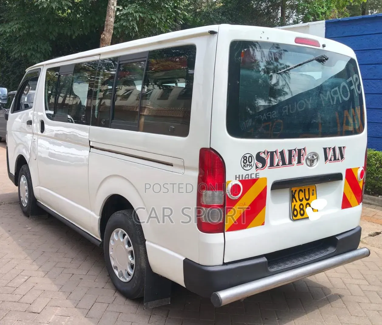 Toyota HiAce 2014 White
