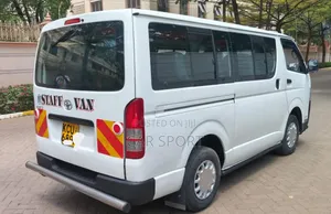 Toyota HiAce 2014 White