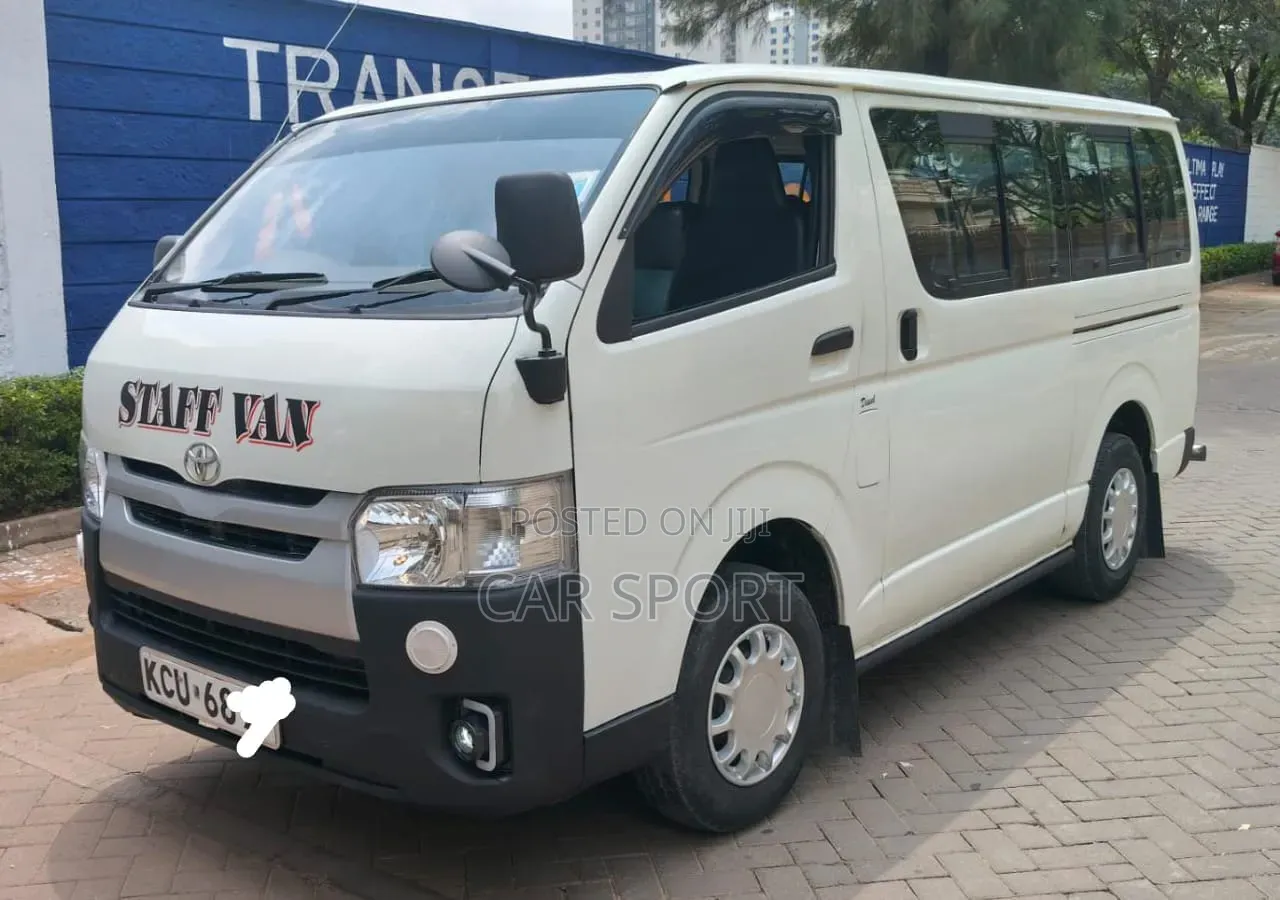 Toyota HiAce 2014 White