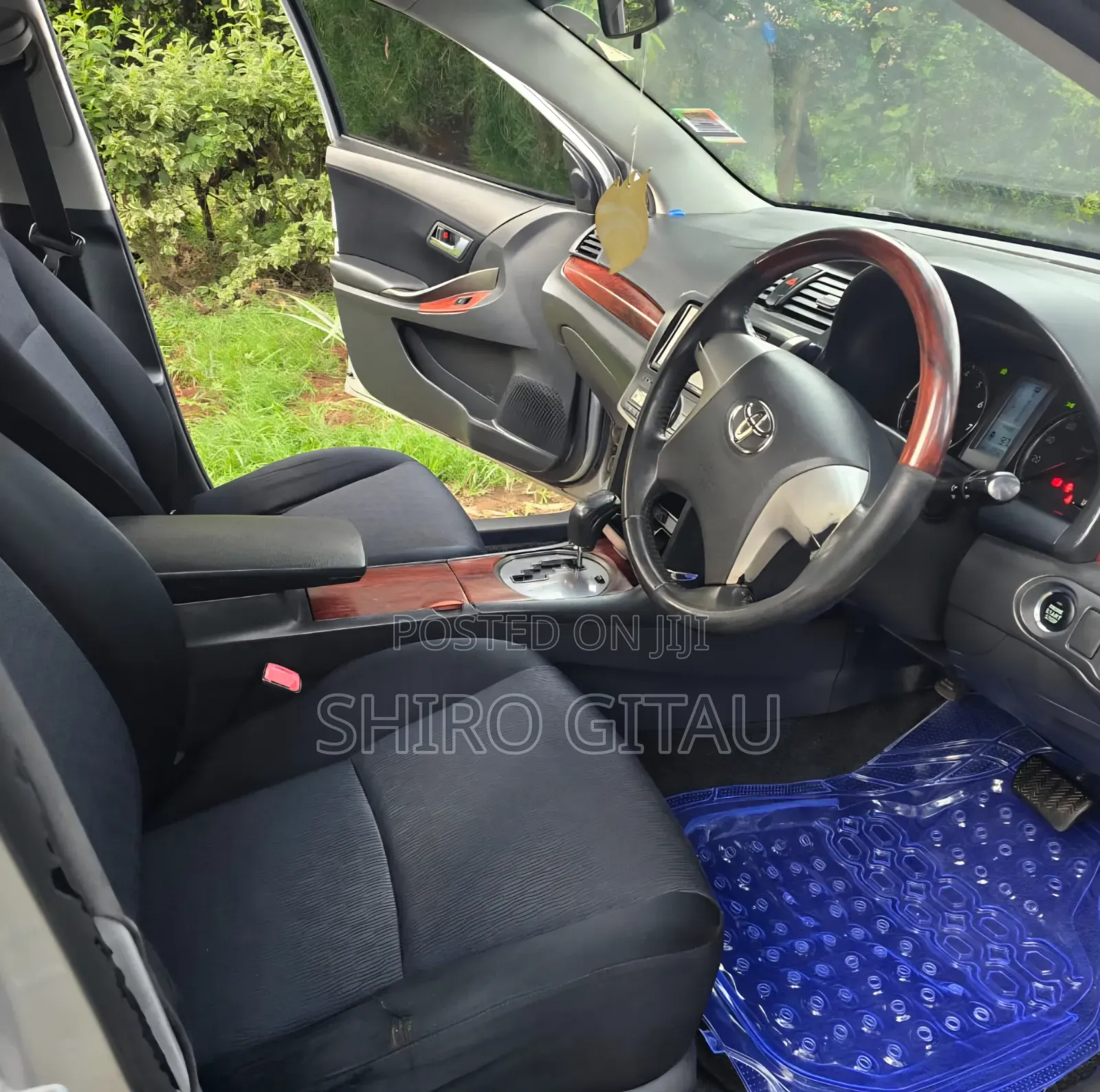 Toyota Allion 2010 Silver