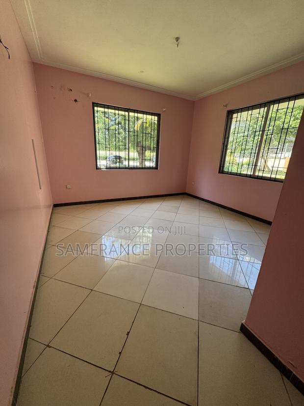 3bdrm Apartment in Citymall, Nyali for rent - thumbnail 9