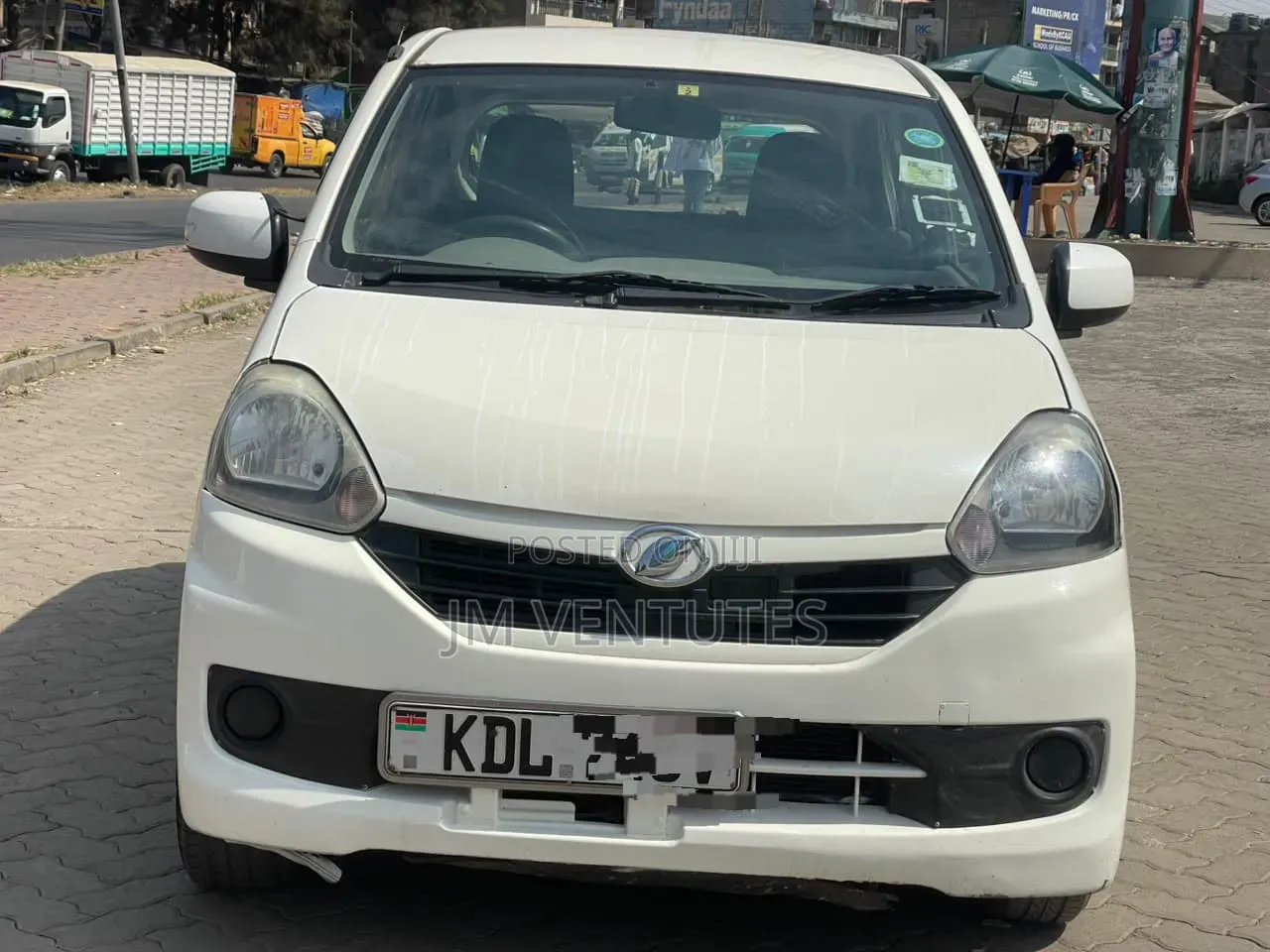 Daihatsu Mira 2015 White