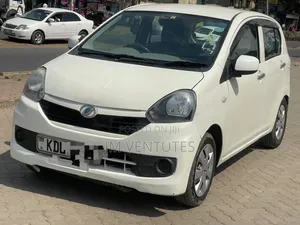 Daihatsu Mira 2015 White
