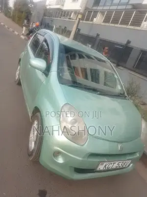 Toyota Passo 1.0 AWD 2012 Green