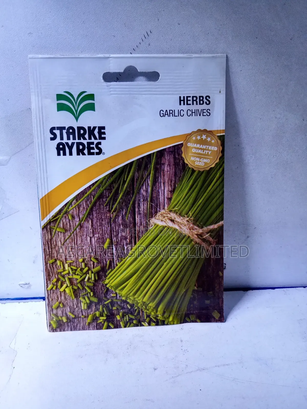 Garlic Chives Herb Seeds 0.7g Starke Ayres