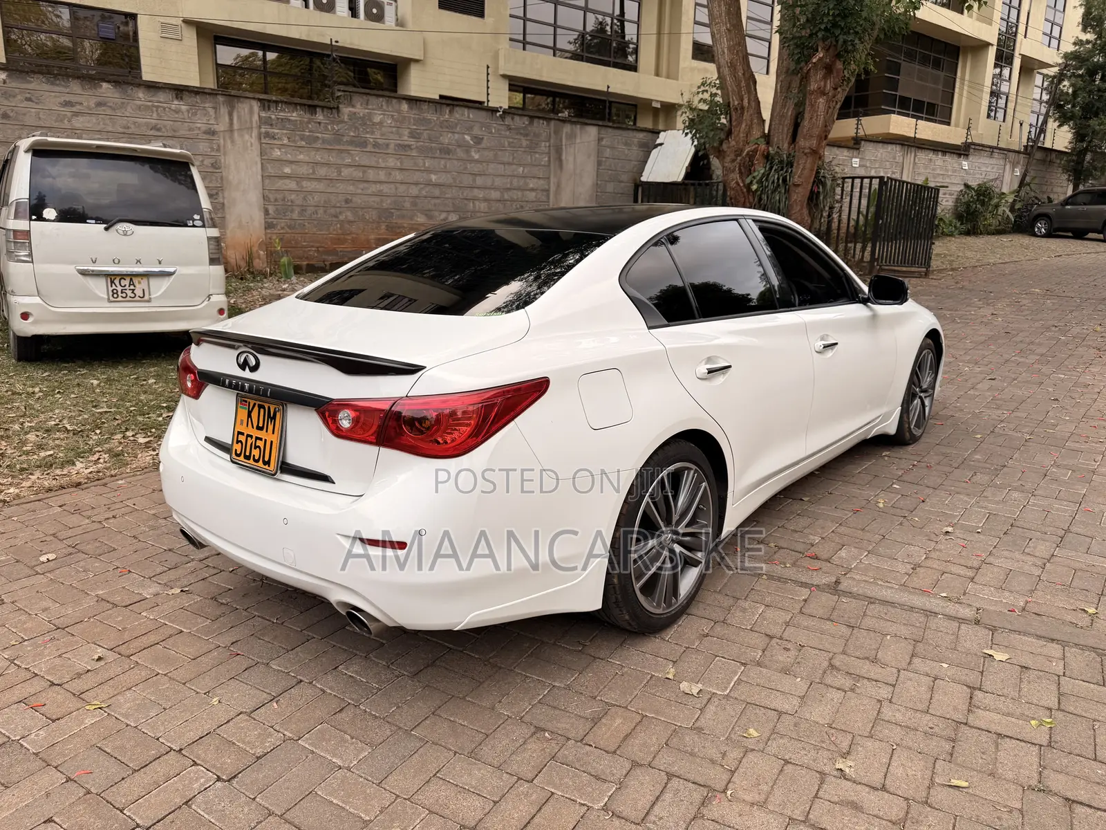 Infiniti Q50 2017 White