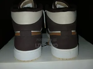 Nike Air Jordan 1 Mid - Brown Basalt/Pecan Oatmeal