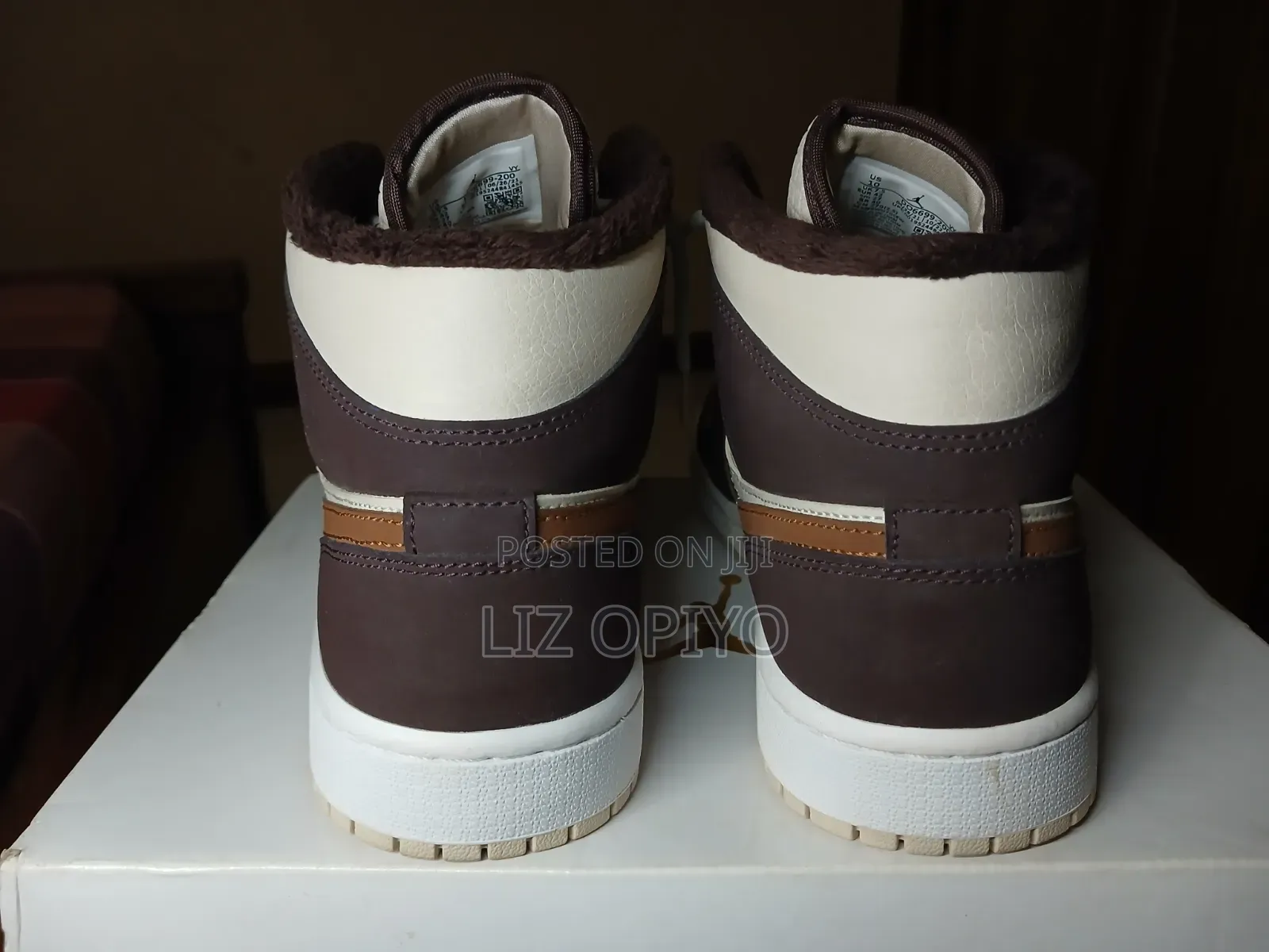Nike Air Jordan 1 Mid - Brown Basalt/Pecan Oatmeal