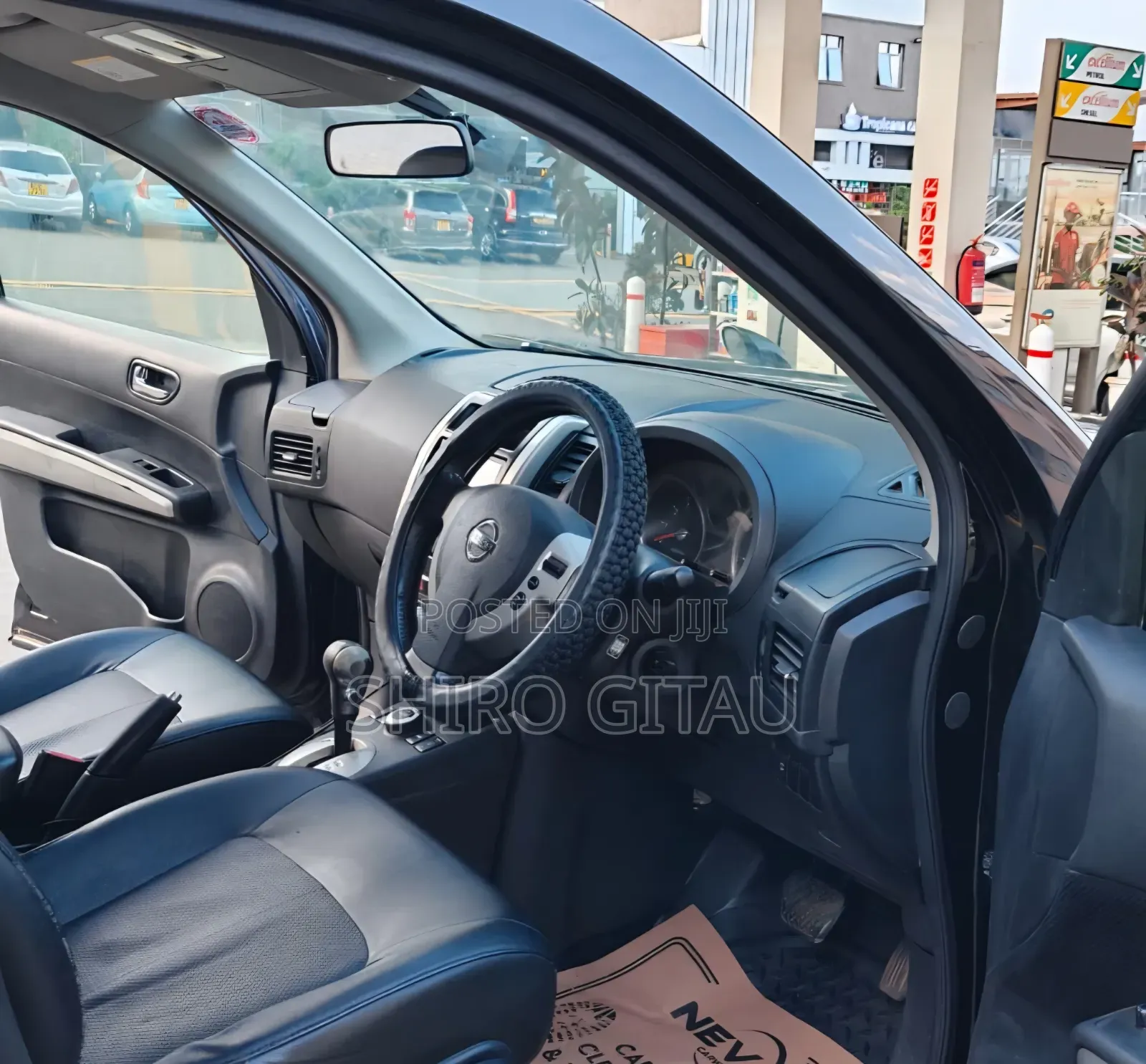 Nissan X-Trail 2010 Black