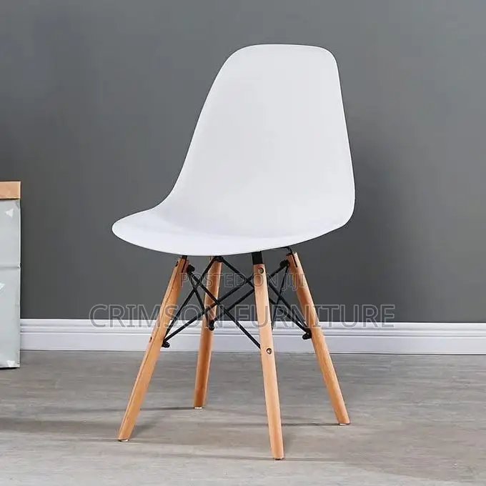 Modern Ergonomic Dining Chair With Wooden Legs