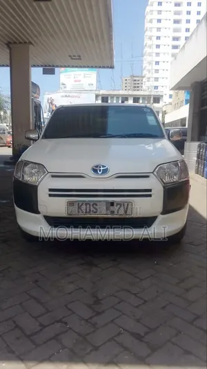 Toyota Succeed 2019 White