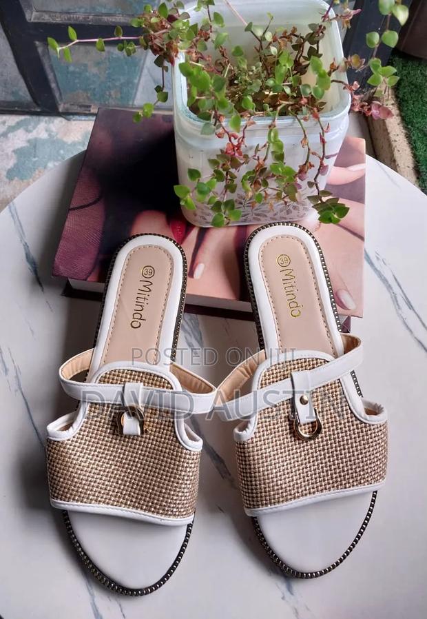Ladies Sandals - thumbnail 19