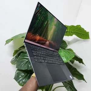 Laptop Dell Precision 5550 32GB Intel Core i9 SSD 512GB