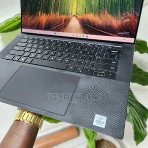 Laptop Dell Precision 5550 32GB Intel Core i9 SSD 512GB