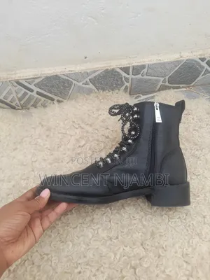 High Quality Thrift Zara Boots