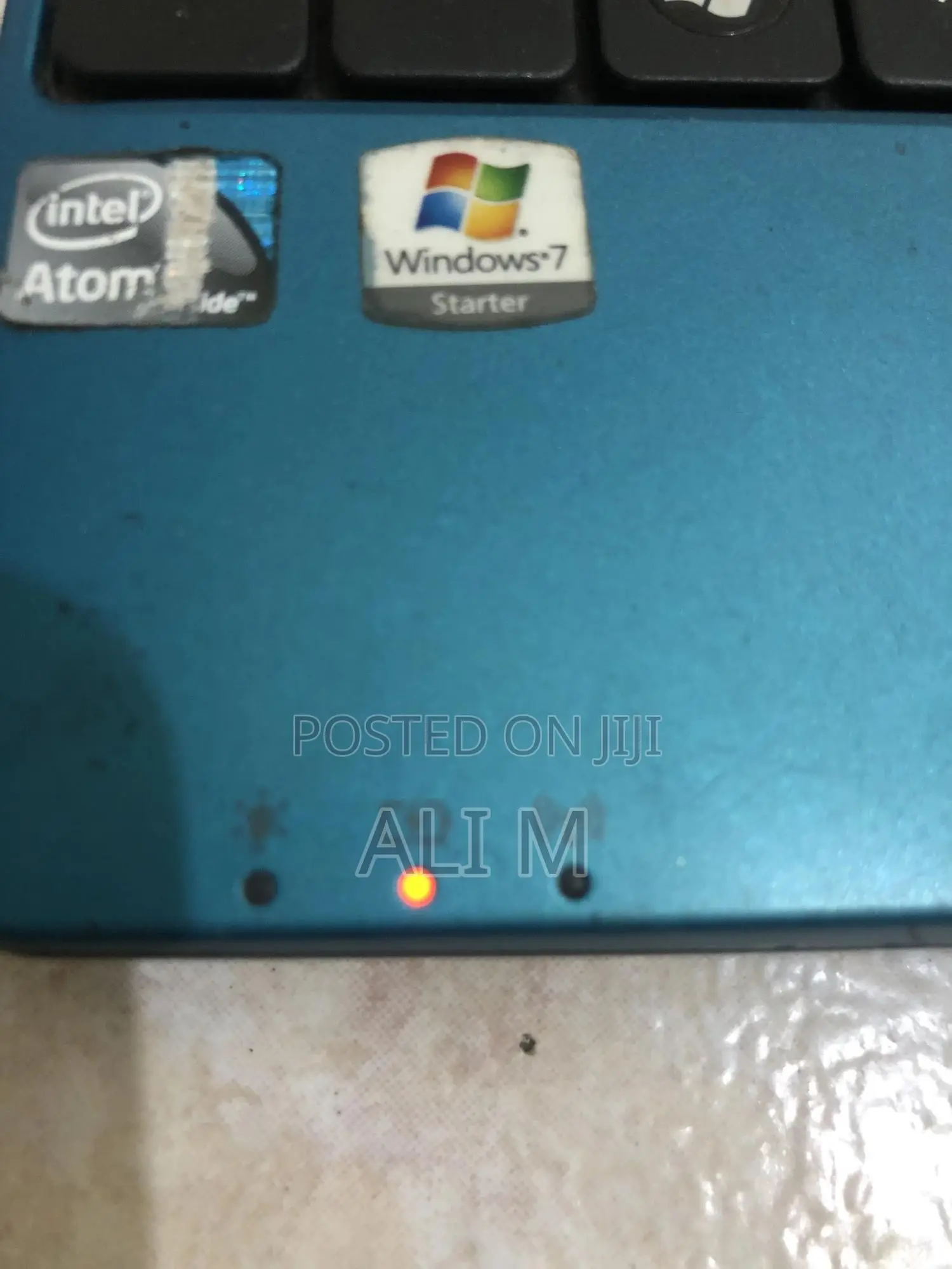 Laptop Acer Aspire 1 2GB Intel Atom HDD 320GB