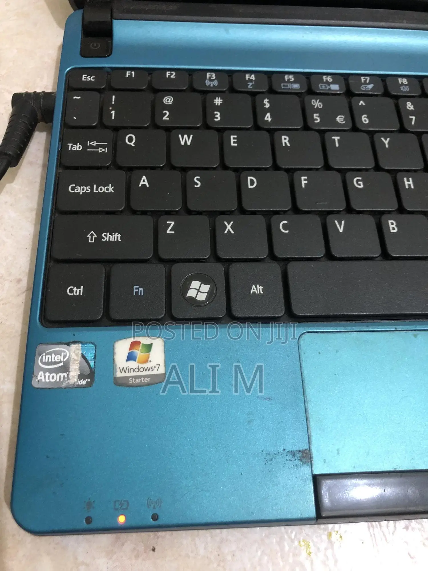 Laptop Acer Aspire 1 2GB Intel Atom HDD 320GB