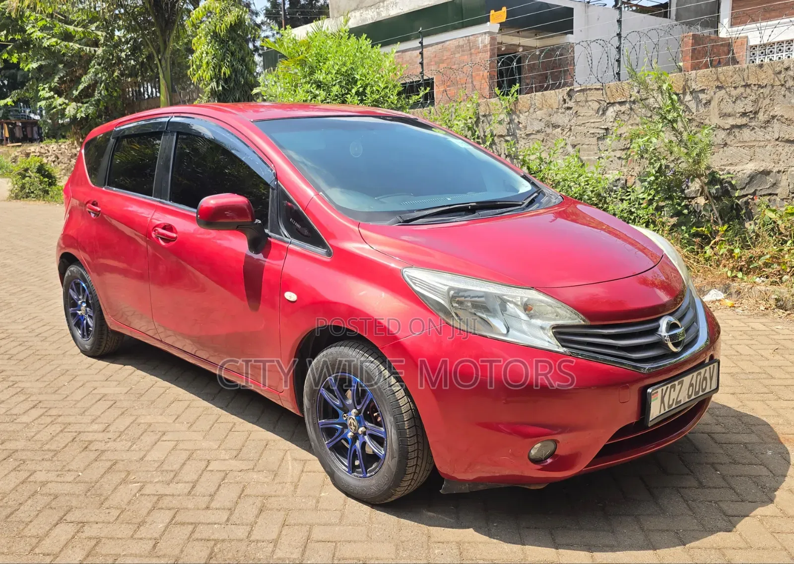 Nissan Note 2013 Red