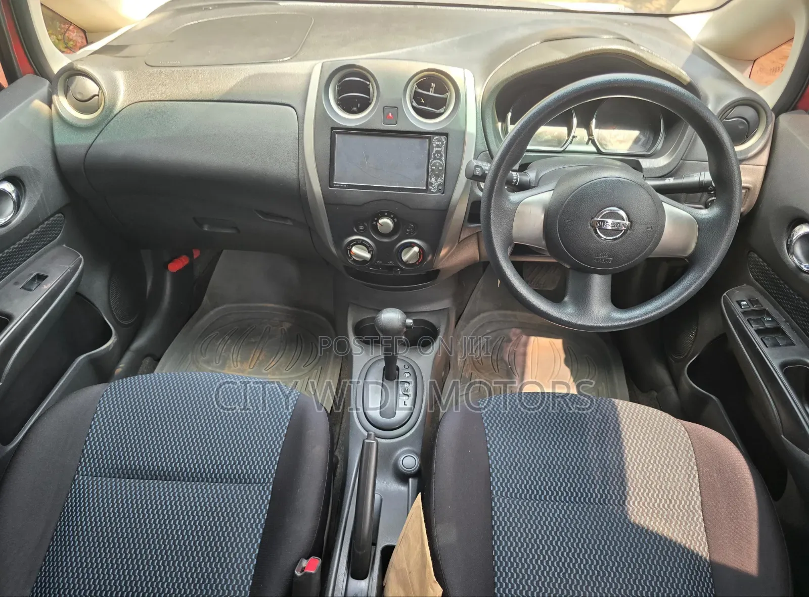 Nissan Note 2013 Red