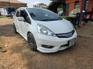 Honda Fit Shuttle 2013 White