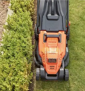 Lawn Mower Electric 42cm 1800w Bemw481es-Gb Black and Decker