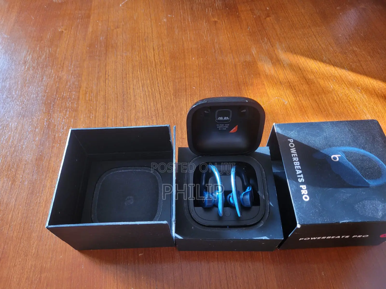 Beats Powerbeats Pro Wireless Earbuds Original, Excellent Condition