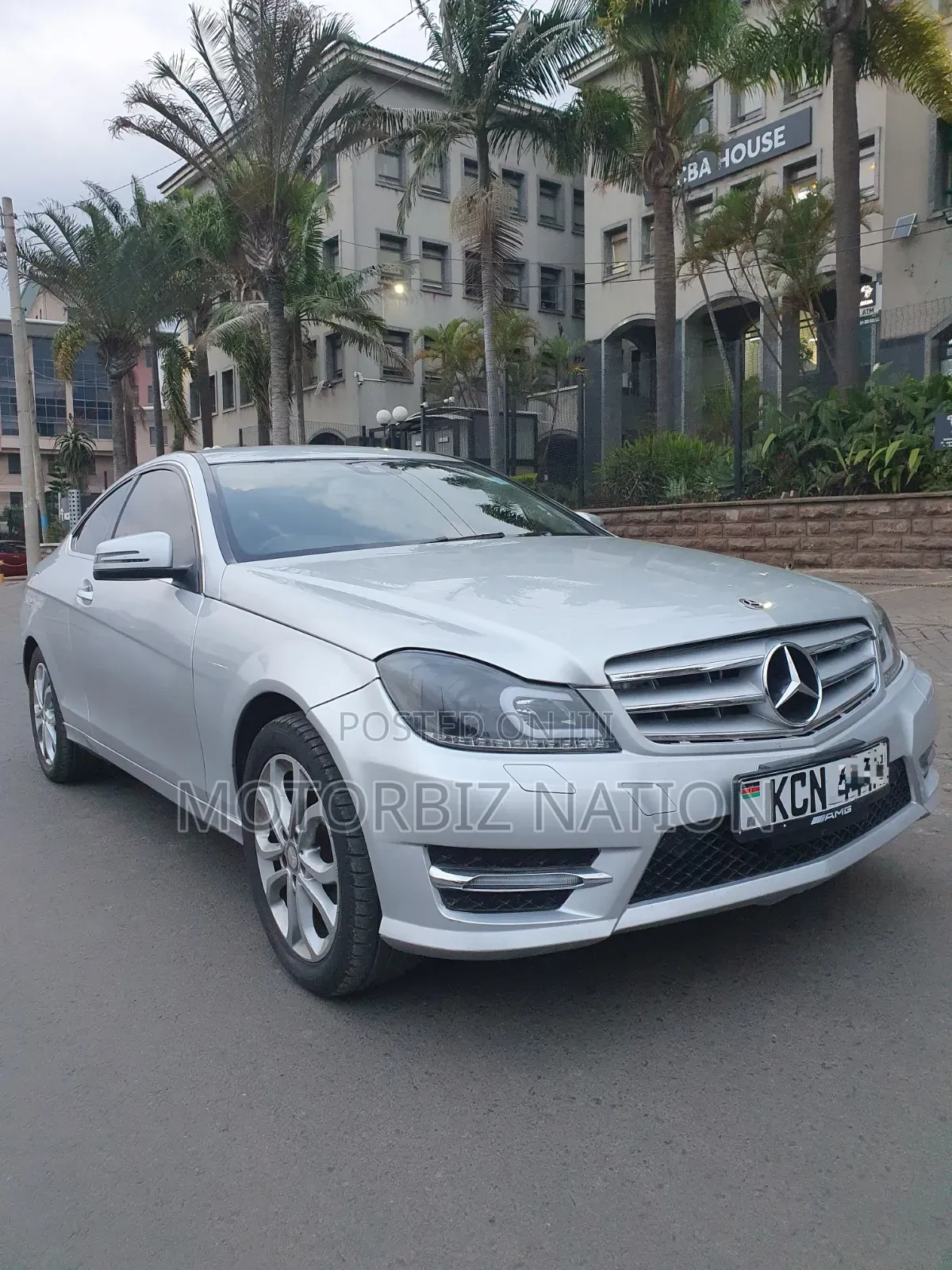 Mercedes-Benz C180 2012 Silver