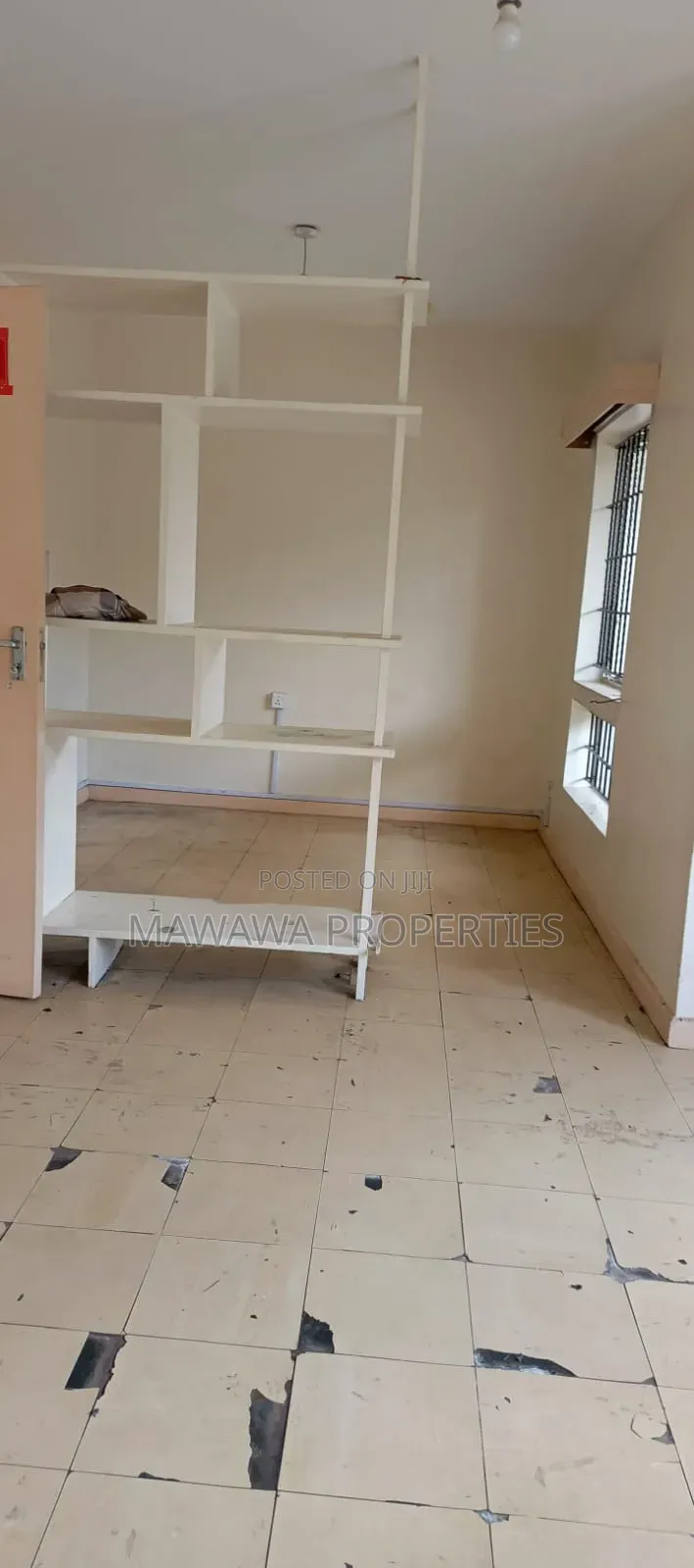 3bdrm Maisonette in Nairobi West, Madaraka for rent