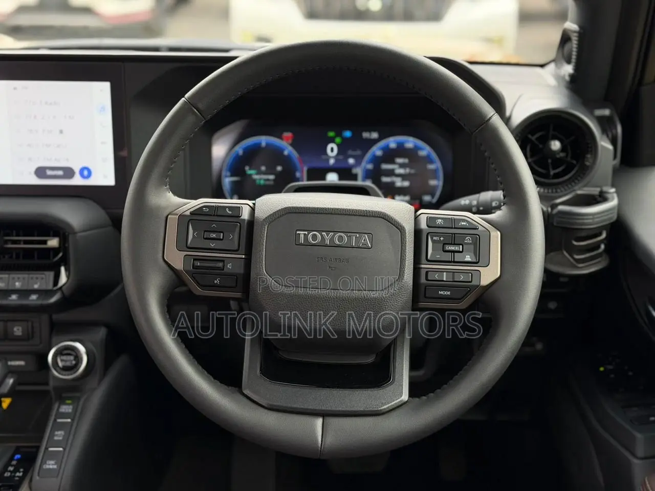 Toyota Land Cruiser Prado 2.8 2024 Gold