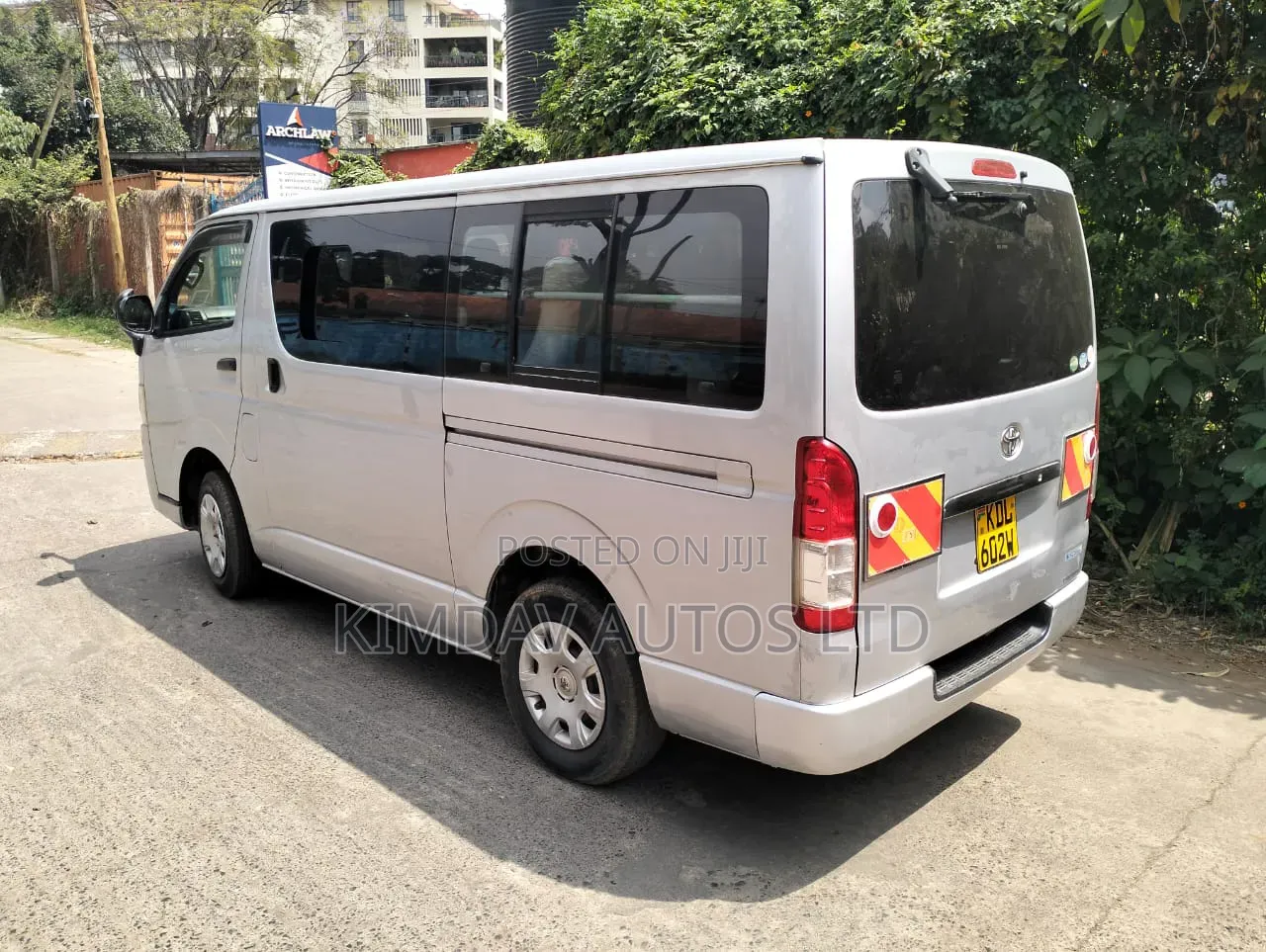 Toyota HiAce 2016 Silver